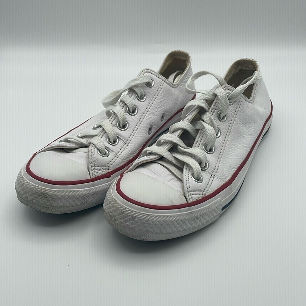 Converse - Leather Style Low top White Sneaker Tennis Shoes - White - 7.5